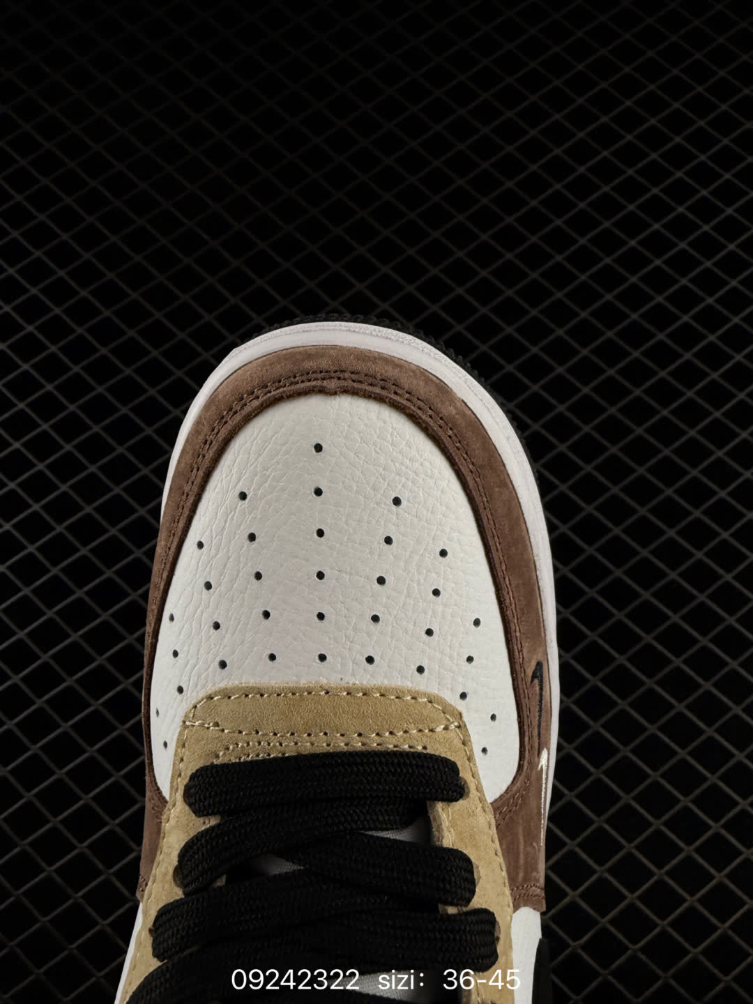 NIKE AIR FORCE 1-DV0788-012
